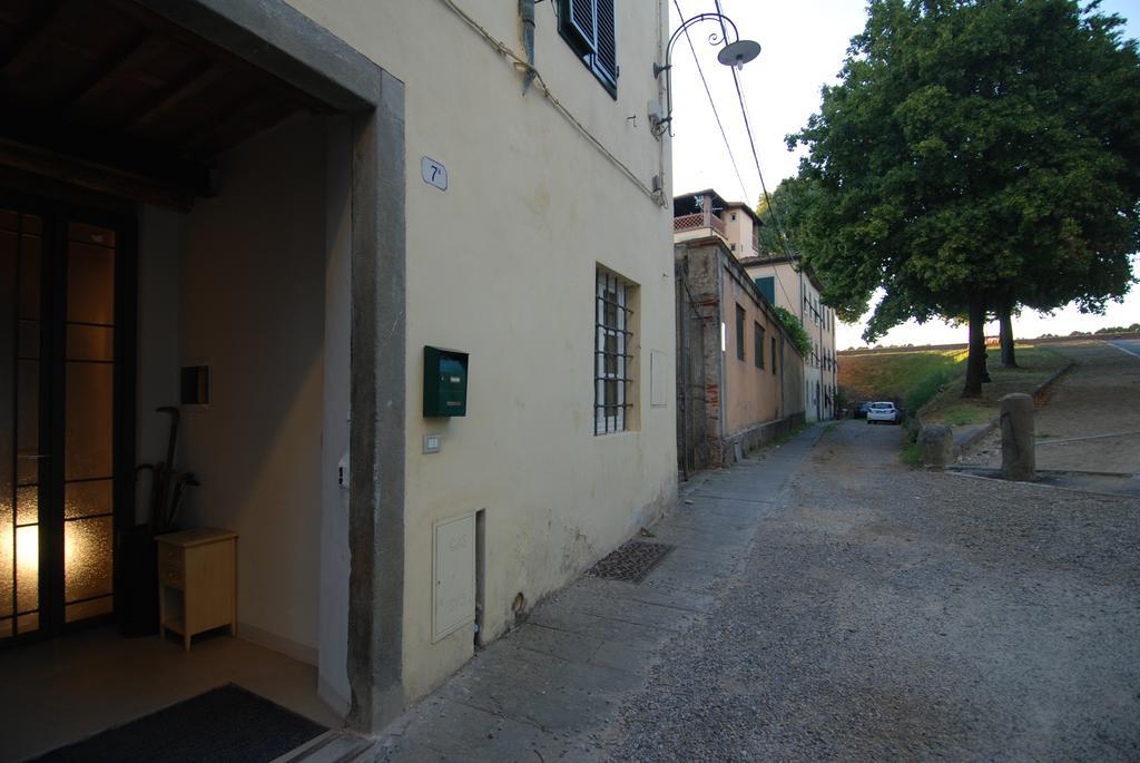 S. Agostino Fronte Mura 卢卡 外观 照片
